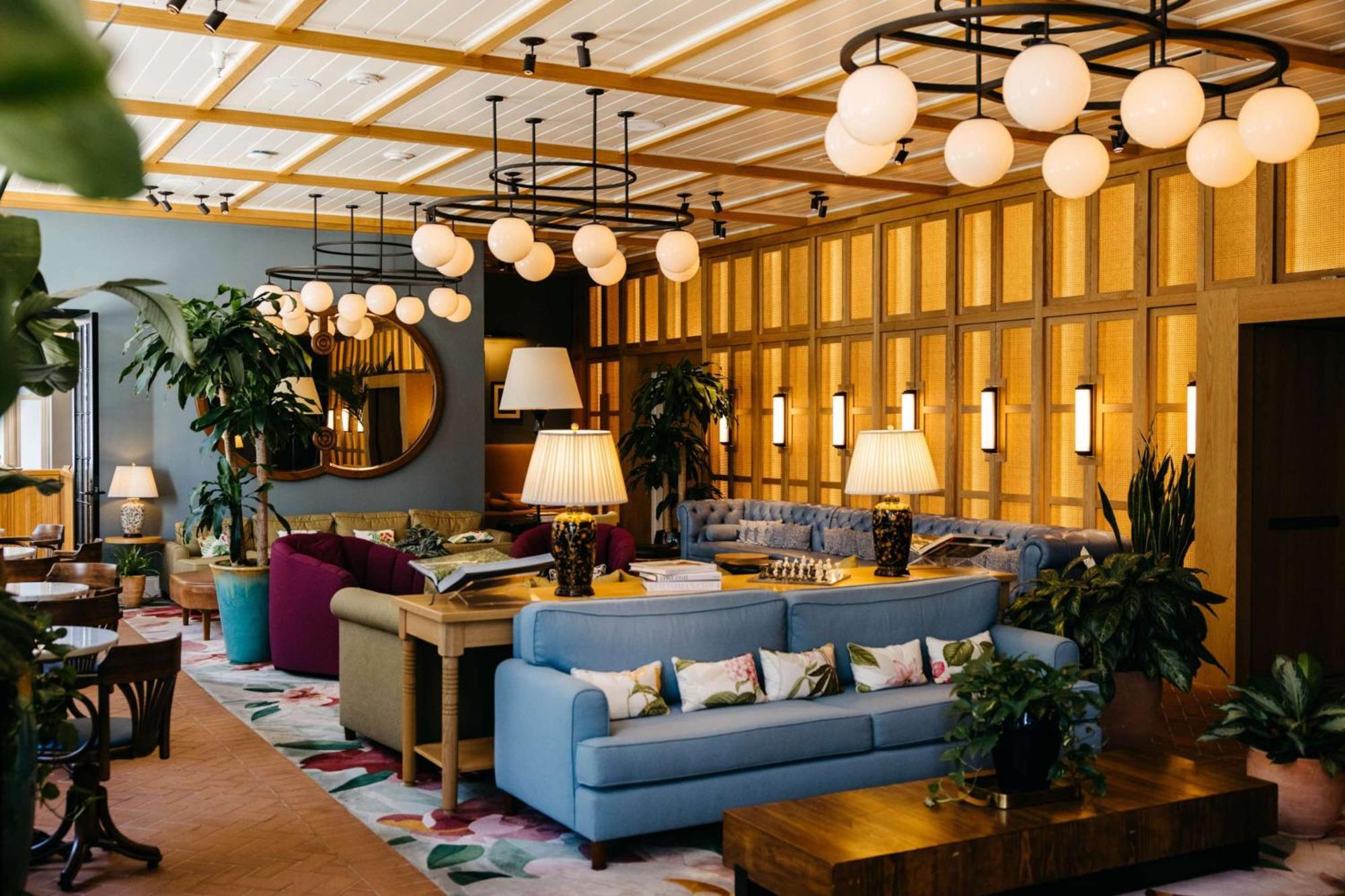 The Drayton Hotel Savannah, Curio Collection By Hilton Екстериор снимка
